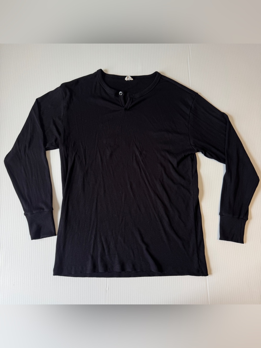 Wilfred Free Aritzia Black Ribbed Henley Long Sleeve Top XS Minimalist 90s